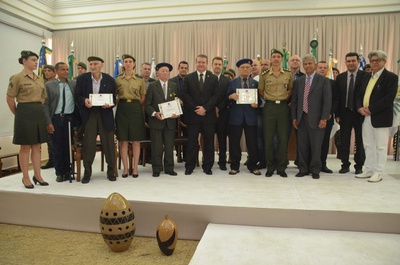 Câmara e 12º GAC homenageiam pracinhas da 2ª Guerra
