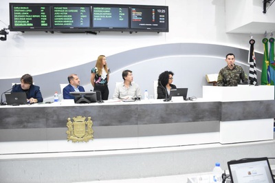 Câmara recebe Comandante do 12º GAC