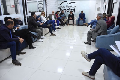 Câmara recebe secretário de Saúde
