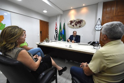 Presidente da CMJ discute com Educação a volta do Fórum Municipal