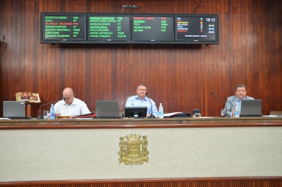 Sessão reforça importância do debate